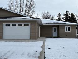 2 216 Finlay Street E Killarney, MB R0K 1G0