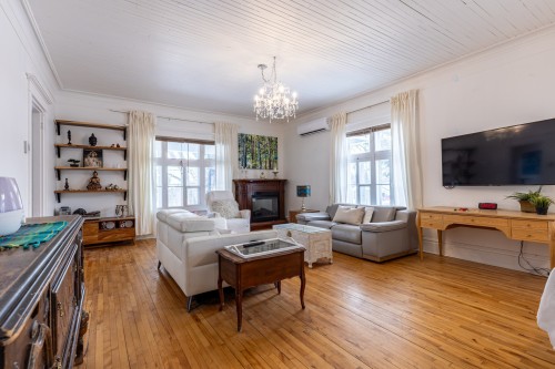 Salon - 541 Route Vianney, Saint-Ferdinand, QC - Indoor Photo Showing Living Room With Fireplace