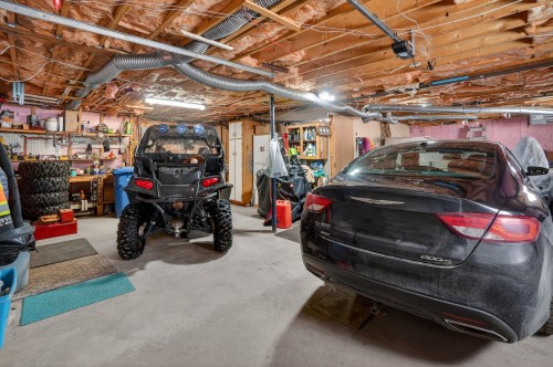 Garage - 274 1Re Avenue Du Domaine-Morin, Saint-Gabriel-De-Brandon, QC - Indoor Photo Showing Garage