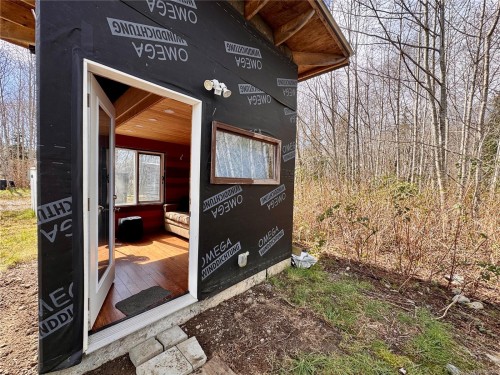 1182 Fourth Ave, Ucluelet, BC 