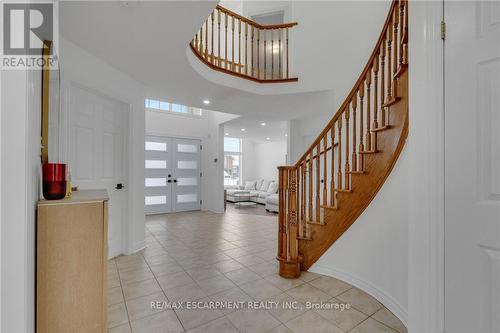 191 Hawkswood Trail, Hamilton, ON - Indoor Photo Showing Other Room