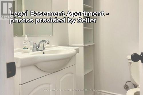 Legal Basement Apartment - 1888 Stevington Crescent, Mississauga, ON - Indoor Photo Showing Bathroom