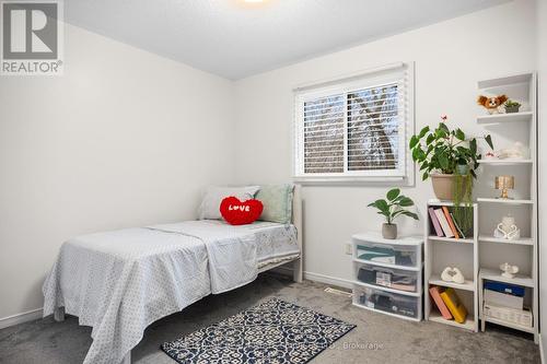 289 Hungerford Street, London East, ON - Indoor Photo Showing Bedroom