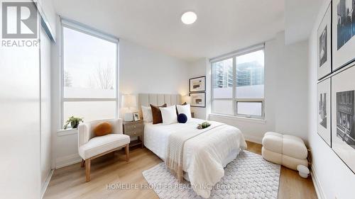 223 - 370 Highway 7 E, Richmond Hill, ON - Indoor Photo Showing Bedroom