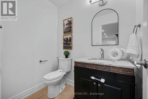 5393 Glen Erin Drive, Mississauga, ON - Indoor Photo Showing Bathroom