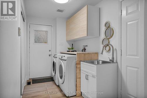 5393 Glen Erin Drive, Mississauga, ON - Indoor Photo Showing Laundry Room