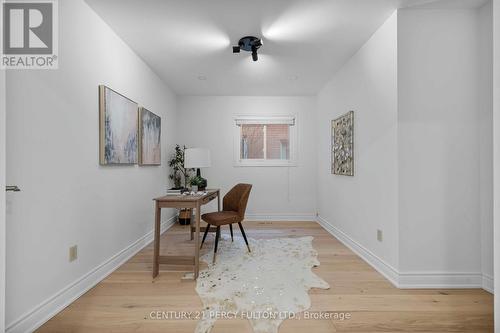 5393 Glen Erin Drive, Mississauga, ON - Indoor Photo Showing Other Room