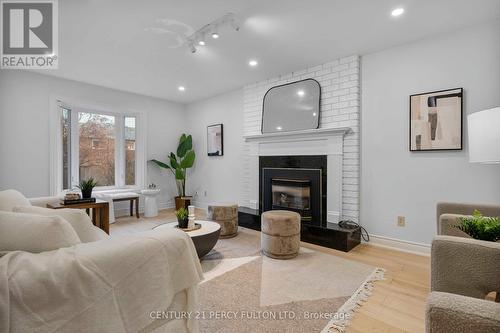 5393 Glen Erin Drive, Mississauga, ON - Indoor Photo Showing Living Room With Fireplace