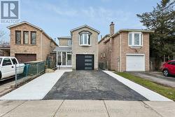 4291 BEACON LANE Mississauga, ON L5C 3V8
