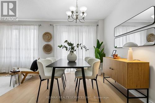 4291 Beacon Lane, Mississauga, ON - Indoor Photo Showing Dining Room