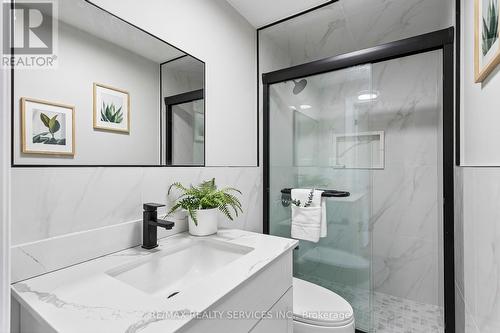 4291 Beacon Lane, Mississauga, ON - Indoor Photo Showing Bathroom