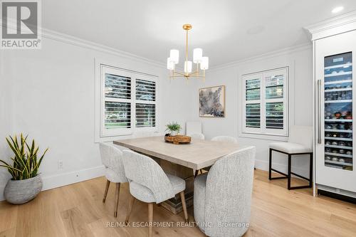 1390 Halifax Place, Burlington, ON - Indoor Photo Showing Dining Room