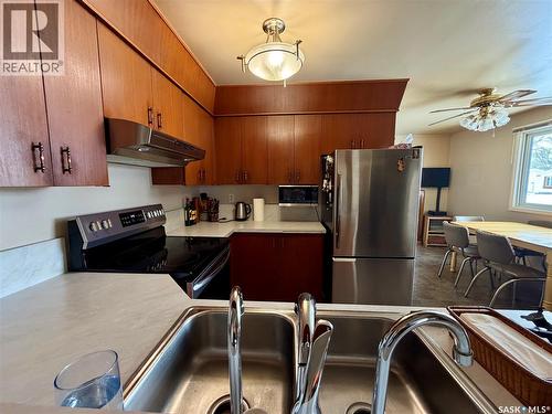 518 Upland Drive, Regina, SK - Indoor Photo Showing Kitchen