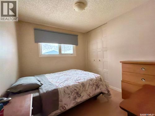 518 Upland Drive, Regina, SK - Indoor Photo Showing Bedroom