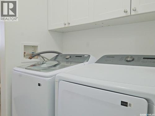 304 2Nd Avenue E, Biggar, SK - Indoor Photo Showing Laundry Room