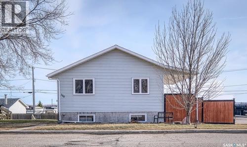 304 2nd AVENUE E  Biggar, SK S0K 0M0