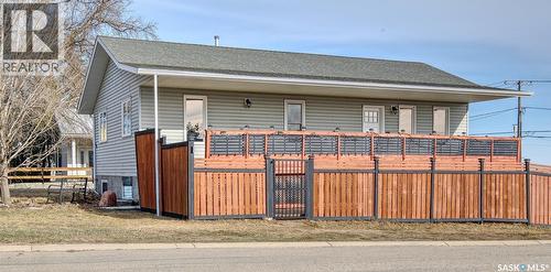 304 2Nd Avenue E, Biggar, SK - Outdoor With Deck Patio Veranda