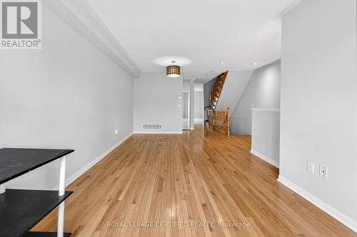 876 Scollard Court, Mississauga, ON - Indoor Photo Showing Other Room