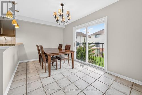 876 Scollard Court, Mississauga, ON - Indoor Photo Showing Dining Room