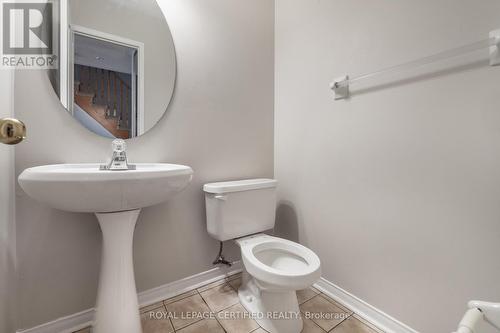 876 Scollard Court, Mississauga, ON - Indoor Photo Showing Bathroom