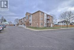 106 - 1061 VANSICKLE ROAD St. Catharines (Grapeview), ON L2S 2X4