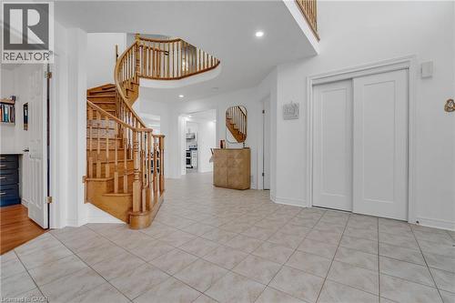 191 Hawkswood Trail, Hamilton, ON - Indoor Photo Showing Other Room