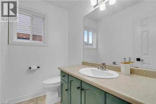 191 Hawkswood Trail, Hamilton, ON - Indoor Photo Showing Bathroom