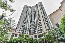 820 - 500 DORIS AVENUE  Toronto, ON M2N 0C1