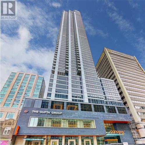 3205 - 395 BLOOR STREET E  Toronto, ON M4W 0B4