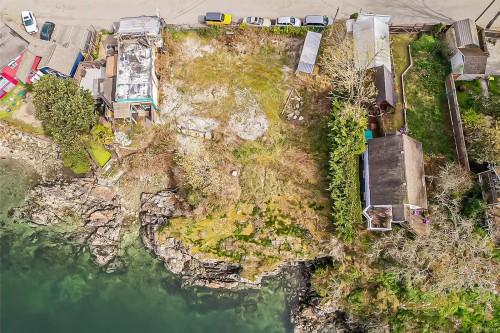 111 Morningside Rd, Salt Spring, BC 