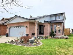 82 Harvest Crescent Chatham, ON N7L 5C4
