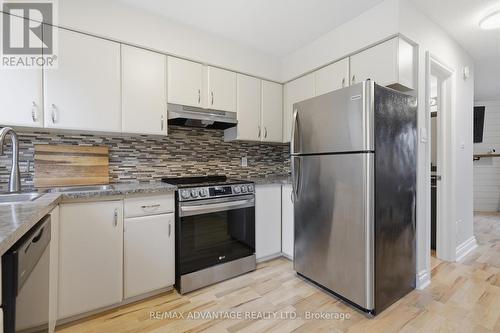 1 - 1399 Commissioners Road W, London South (South B), ON - Indoor Photo Showing Kitchen