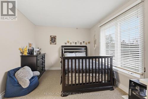 1 - 1399 Commissioners Road W, London South (South B), ON - Indoor Photo Showing Bedroom