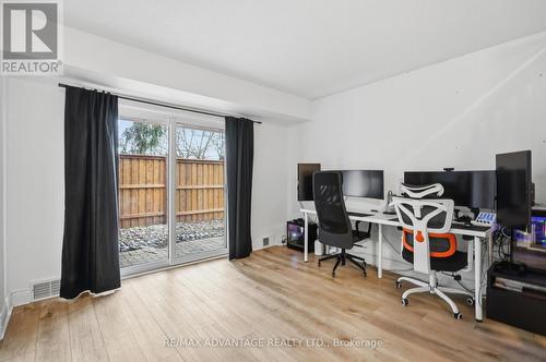 1 - 1399 Commissioners Road W, London South (South B), ON - Indoor Photo Showing Office