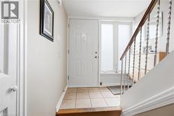 Bright Entryway - 