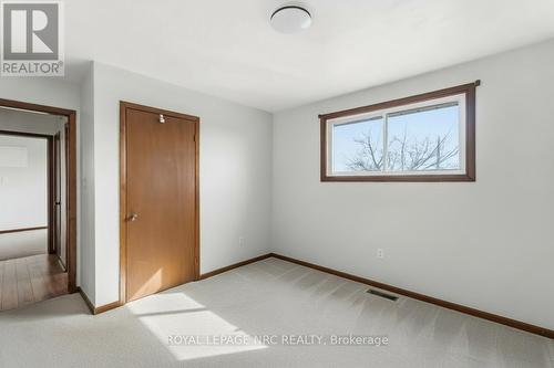 23 Saint Andrews Avenue, Welland (Lincoln/Crowland), ON - Indoor Photo Showing Other Room