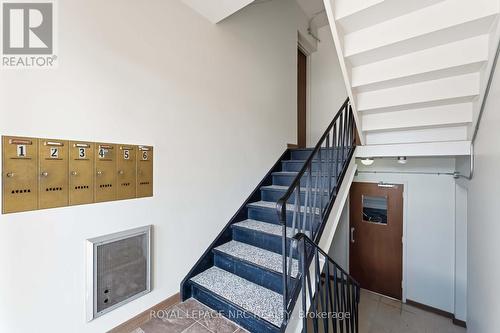 23 Saint Andrews Avenue, Welland (Lincoln/Crowland), ON - Indoor Photo Showing Other Room