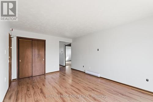 23 Saint Andrews Avenue, Welland (Lincoln/Crowland), ON - Indoor Photo Showing Other Room