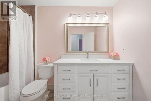6930 Elliott Parliament Street, Mississauga, ON - Indoor Photo Showing Bathroom