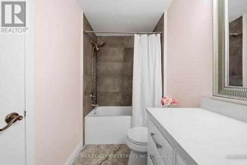 6930 Elliott Parliament Street, Mississauga, ON - Indoor Photo Showing Bathroom