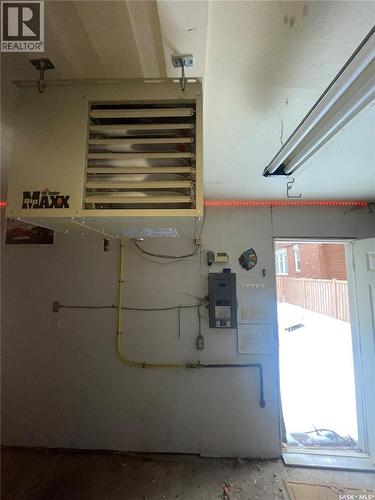 2161 Cameron Street, Regina, SK - Indoor