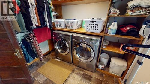 2161 Cameron Street, Regina, SK - Indoor Photo Showing Laundry Room