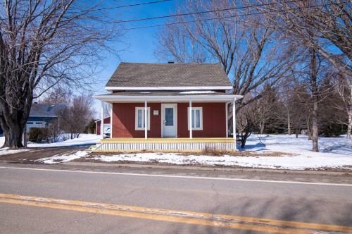 109 Ch. Du Haut-De-La-Rivière - Photo 2