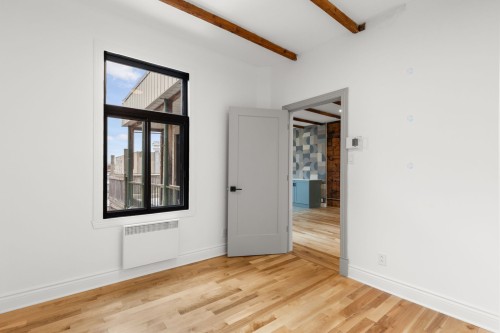 Bedroom - 6972 Rue St-Dominique, Montréal (Rosemont/La Petite-Patrie), QC - Indoor Photo Showing Other Room