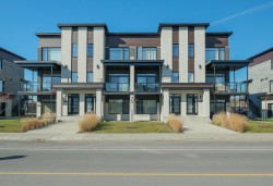 75 Rue Bella  Saint-Jean-Sur-Richelieu, QC J2X 5R7