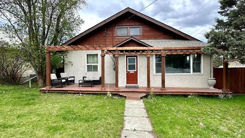 301 11Th Avenue, Cranbrook, BC - Outdoor