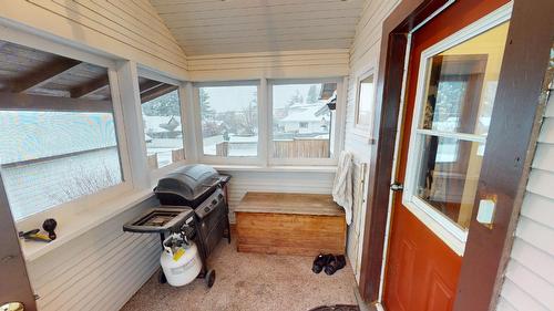 301 11Th Avenue, Cranbrook, BC - Indoor