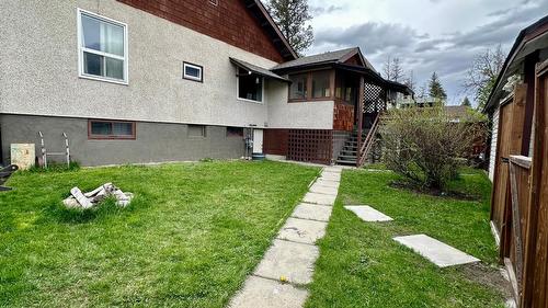 301 11Th Avenue, Cranbrook, BC - Outdoor With Exterior