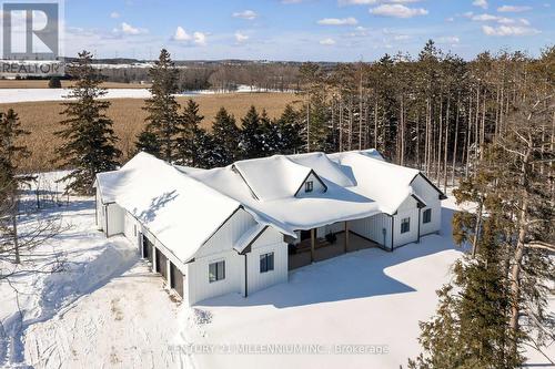 5450 Fifth Line - Photo 1