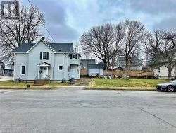 252 ROBINSON Street Simcoe, ON N3Y 1X5